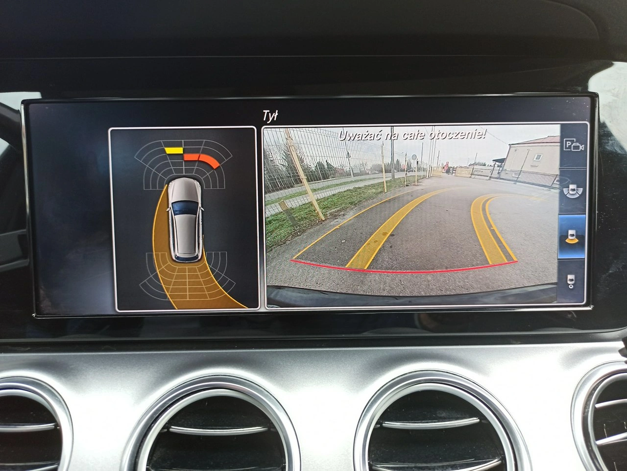 Mercedes E 300 - Zdjęcie 24