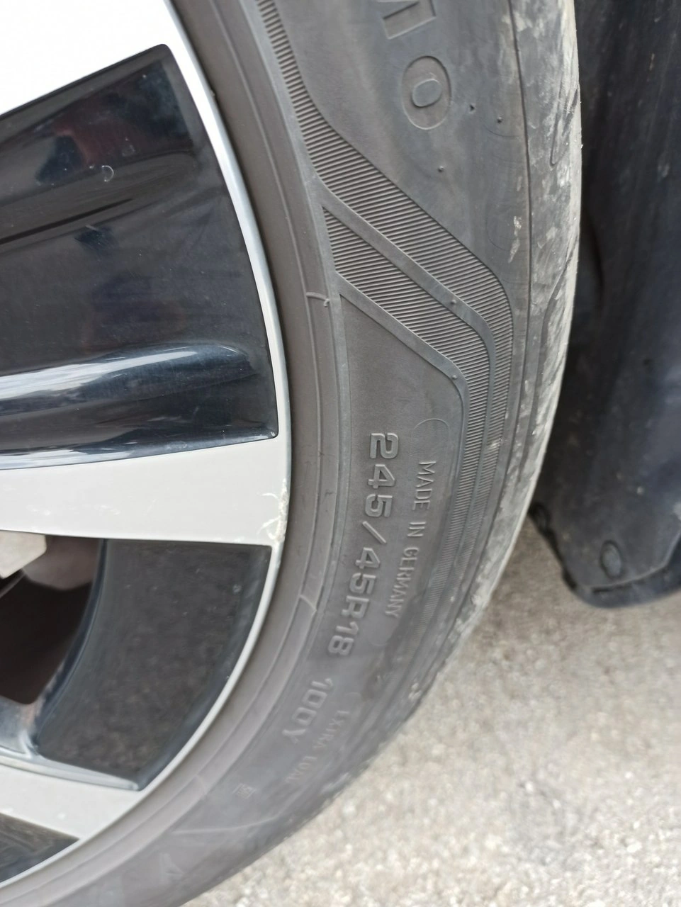 Mercedes E 300 - Zdjęcie 35