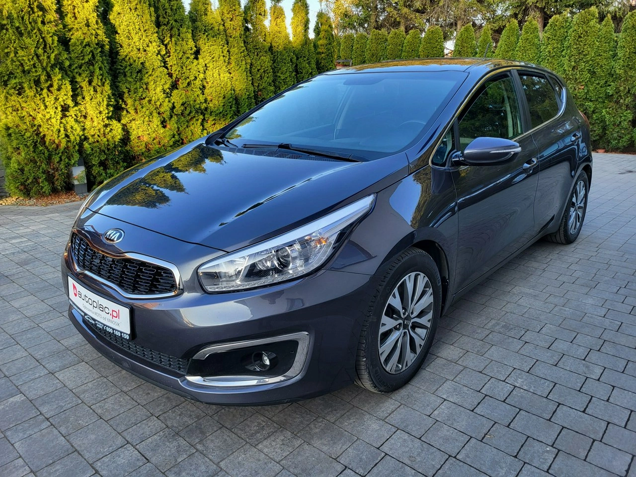 Kia Ceed - Zdjęcie 1