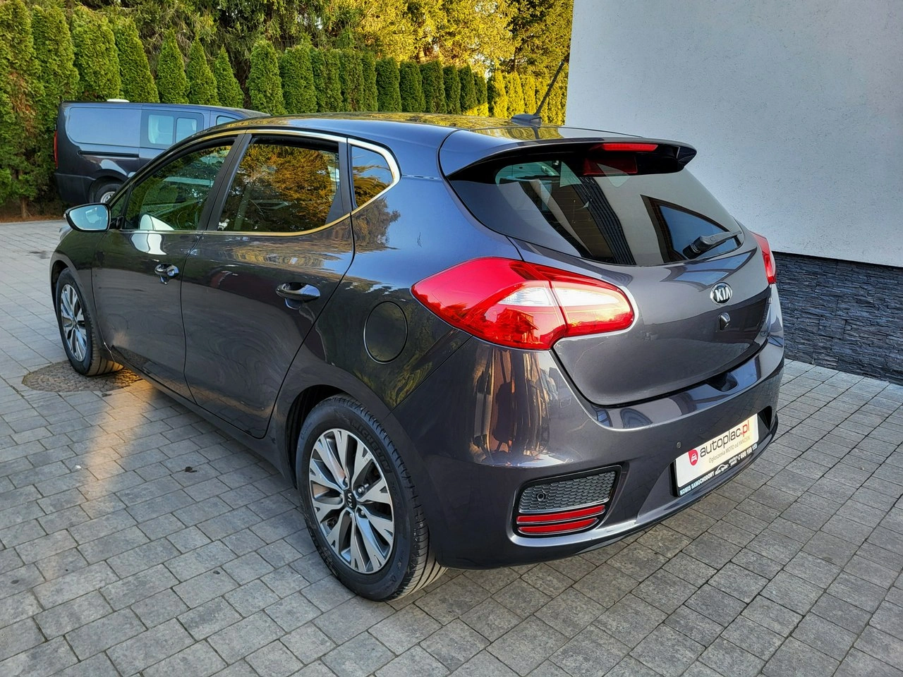 Kia Ceed - Zdjęcie 7