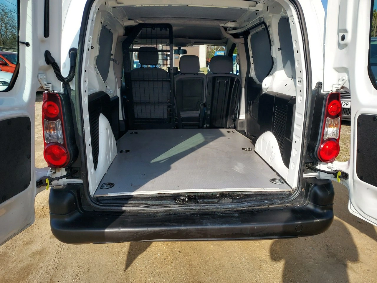 Peugeot Partner - Zdjęcie 12