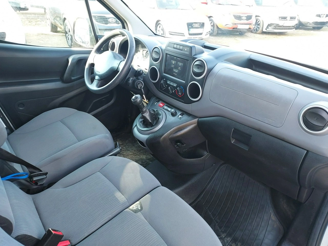 Peugeot Partner - Zdjęcie 15