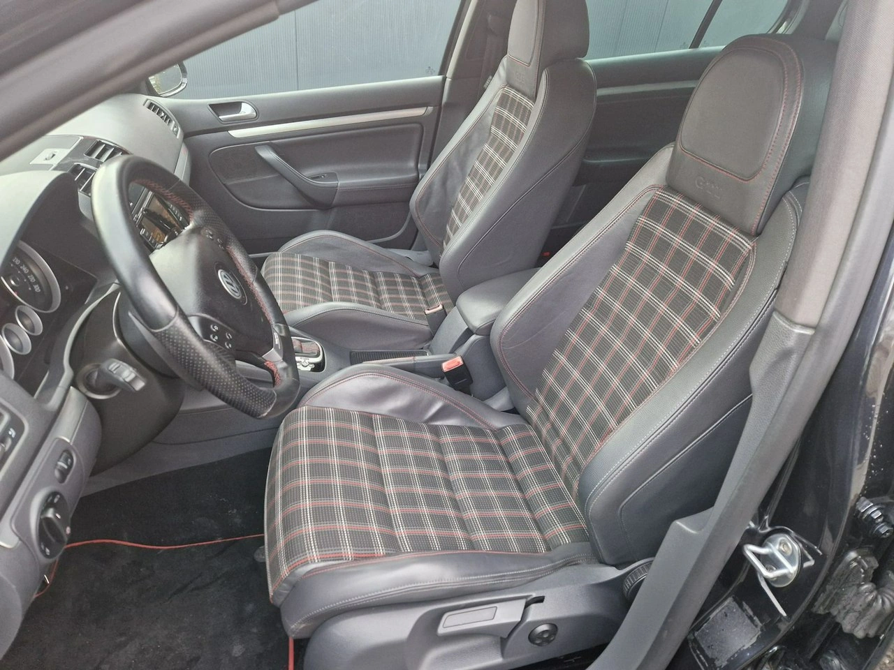 Volkswagen Golf - Zdjęcie 17