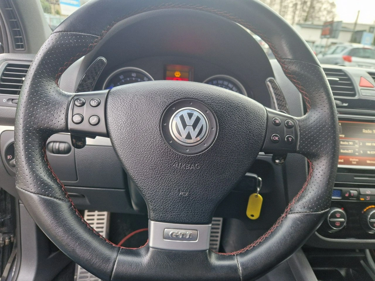 Volkswagen Golf - Zdjęcie 18