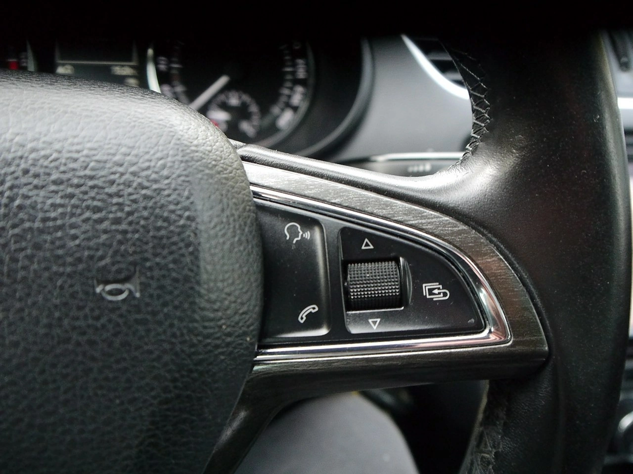 Skoda Octavia - Zdjęcie 36