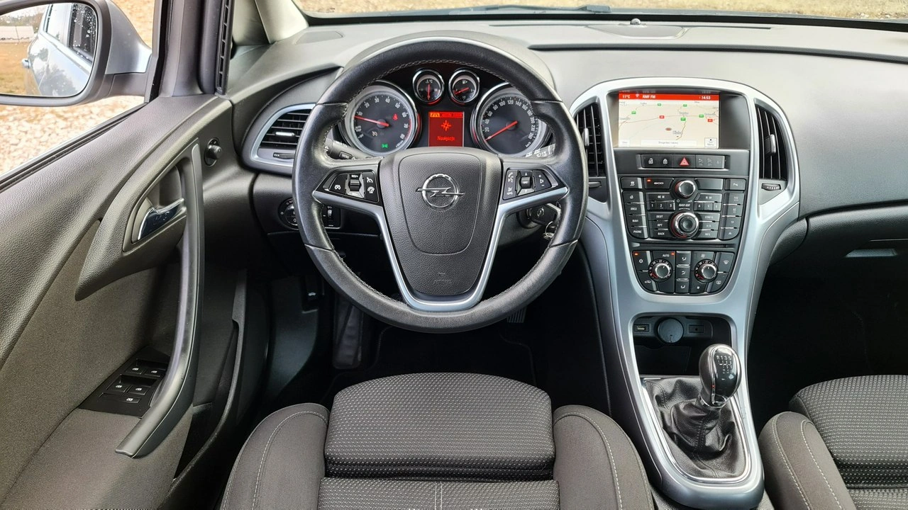Opel Astra - Zdjęcie 16