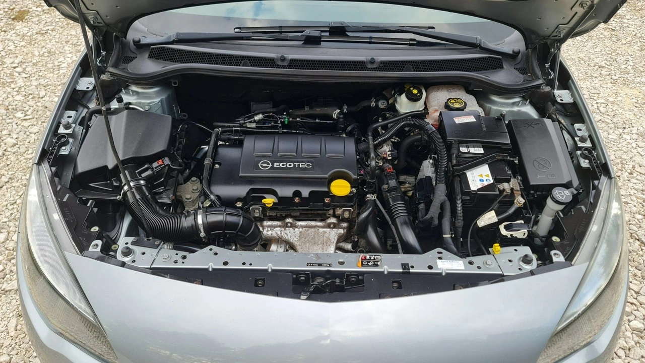 Opel Astra - Zdjęcie 32