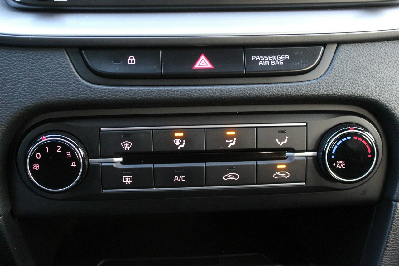 Kia Ceed - Zdjęcie 15