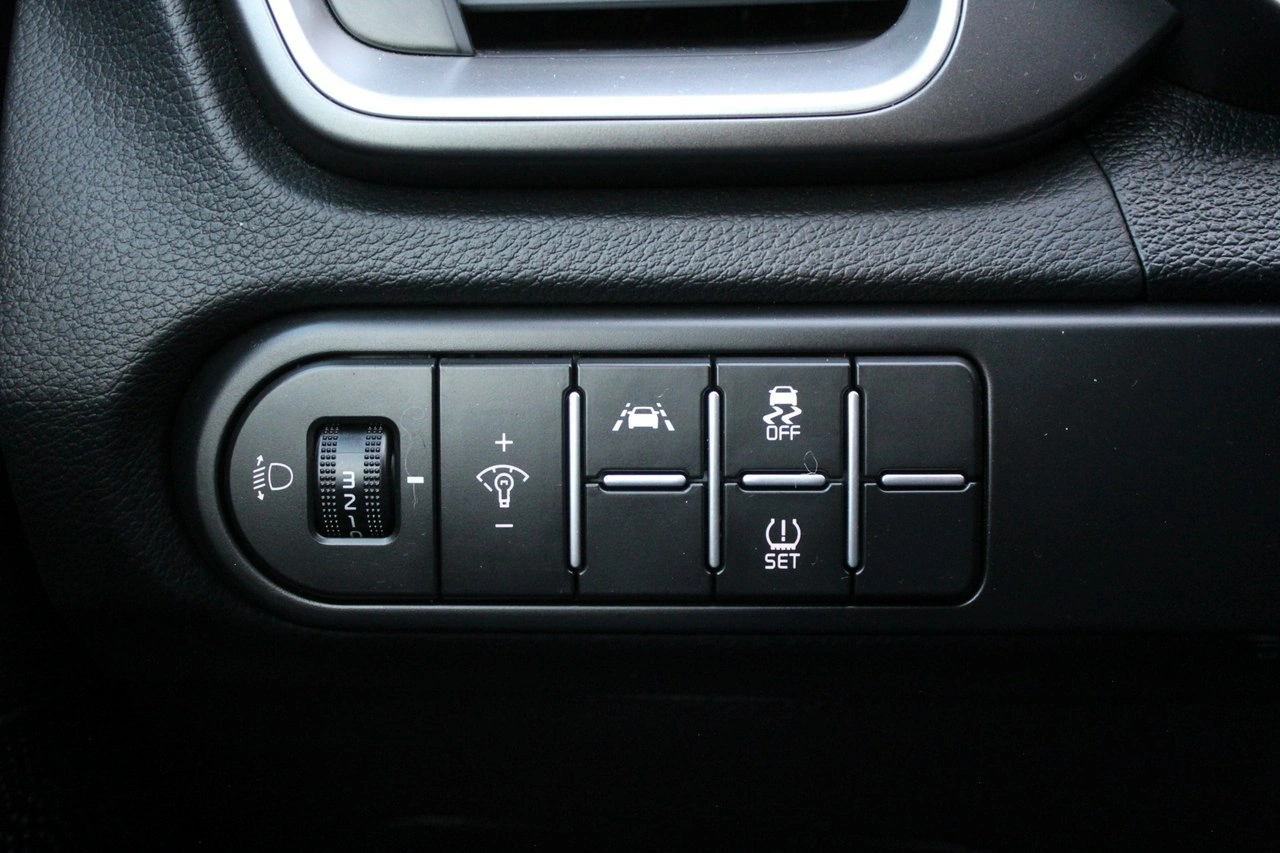 Kia Ceed - Zdjęcie 19