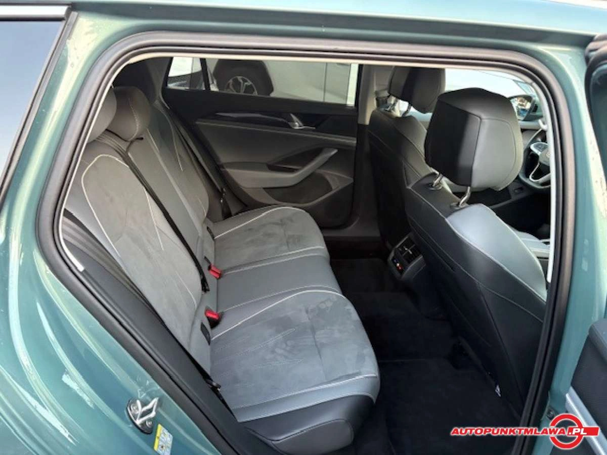 Volkswagen Passat - Zdjęcie 15