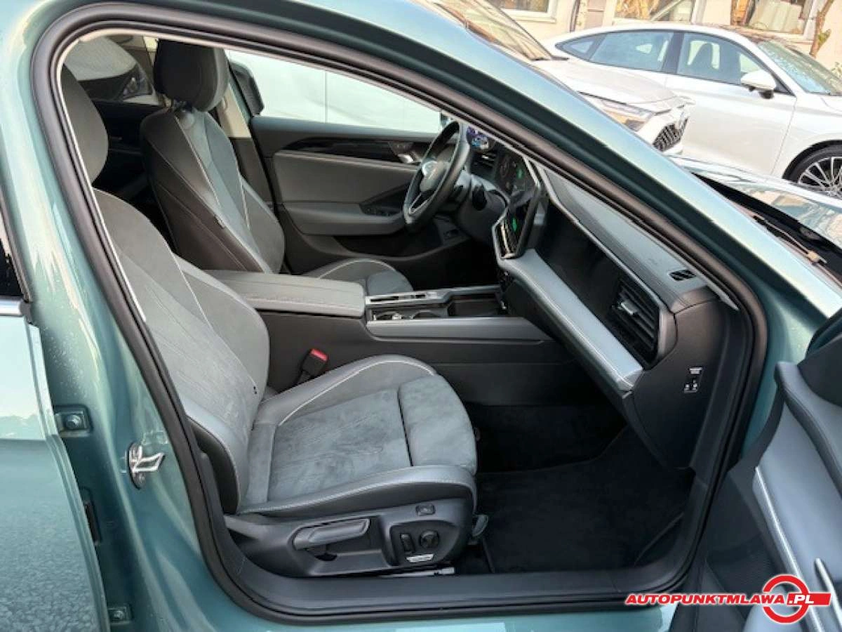 Volkswagen Passat - Zdjęcie 12