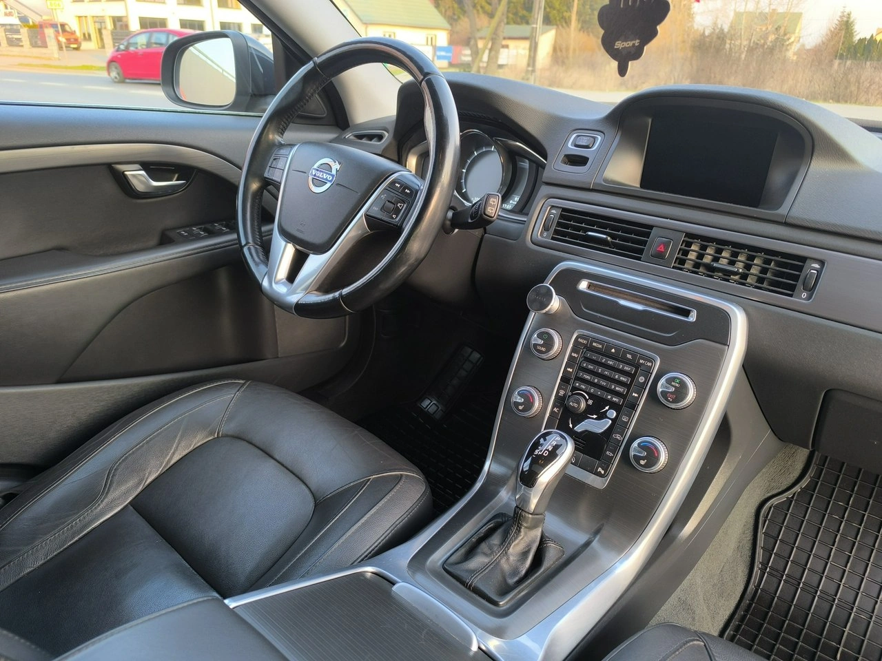 Volvo V70 - Zdjęcie 27