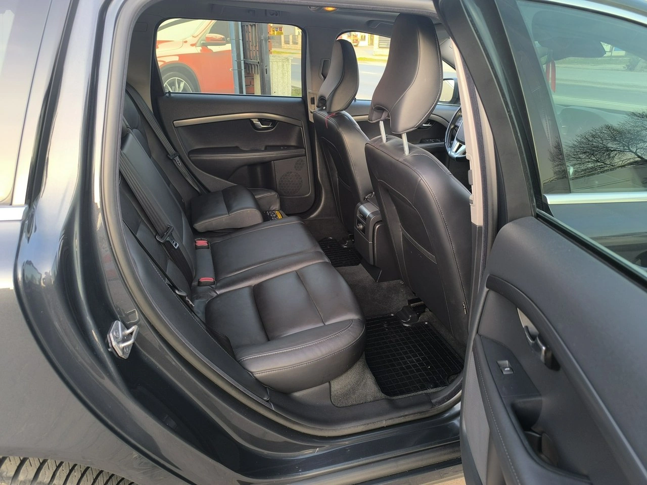 Volvo V70 - Zdjęcie 29