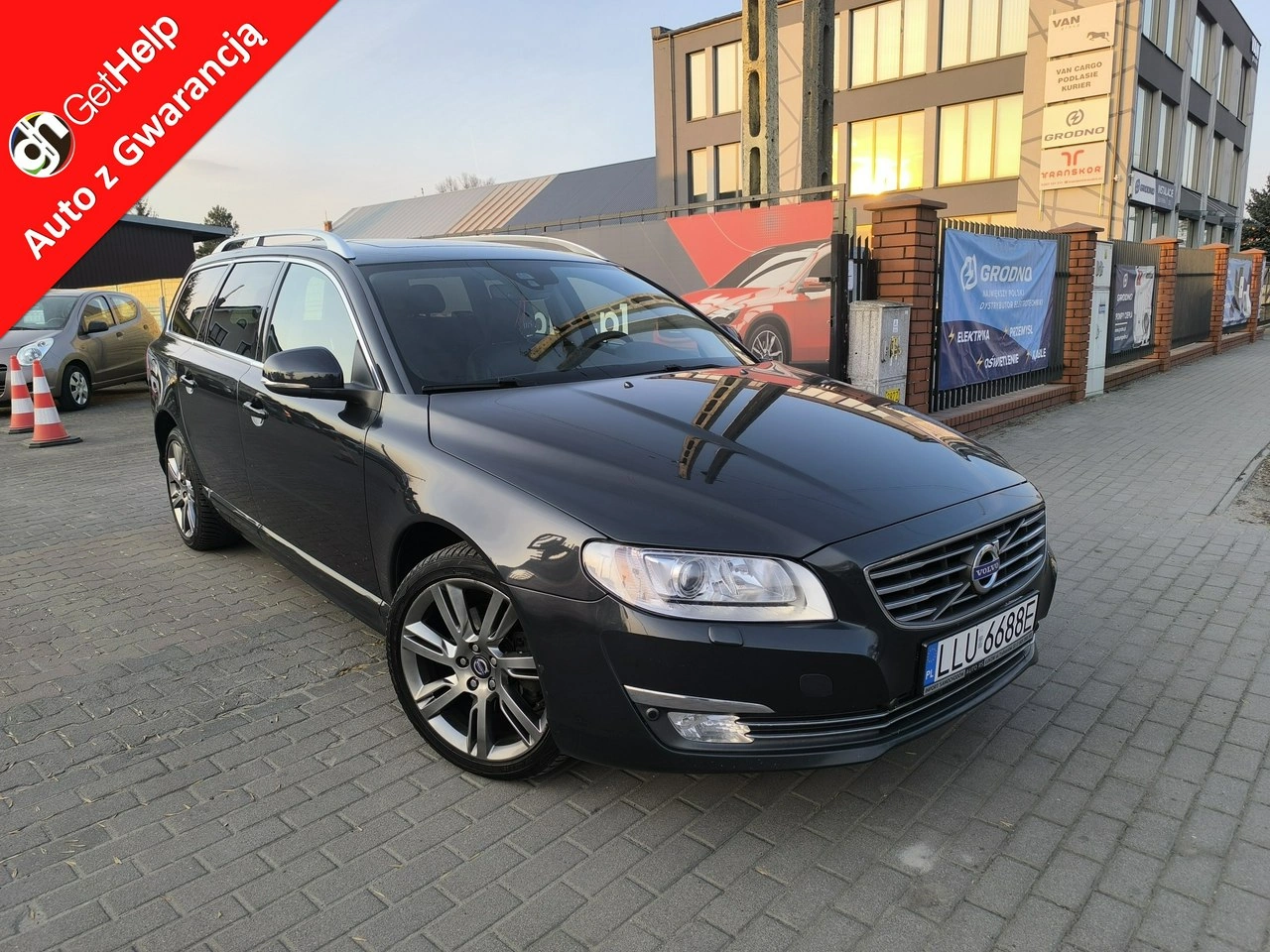 Volvo V70 - Główne zdjęcie