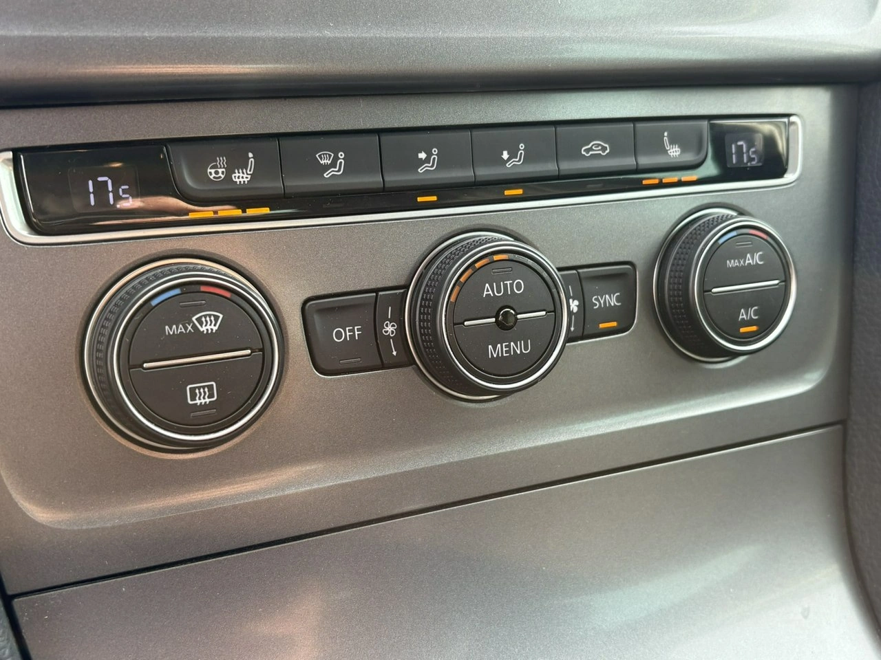 Volkswagen Golf - Zdjęcie 26