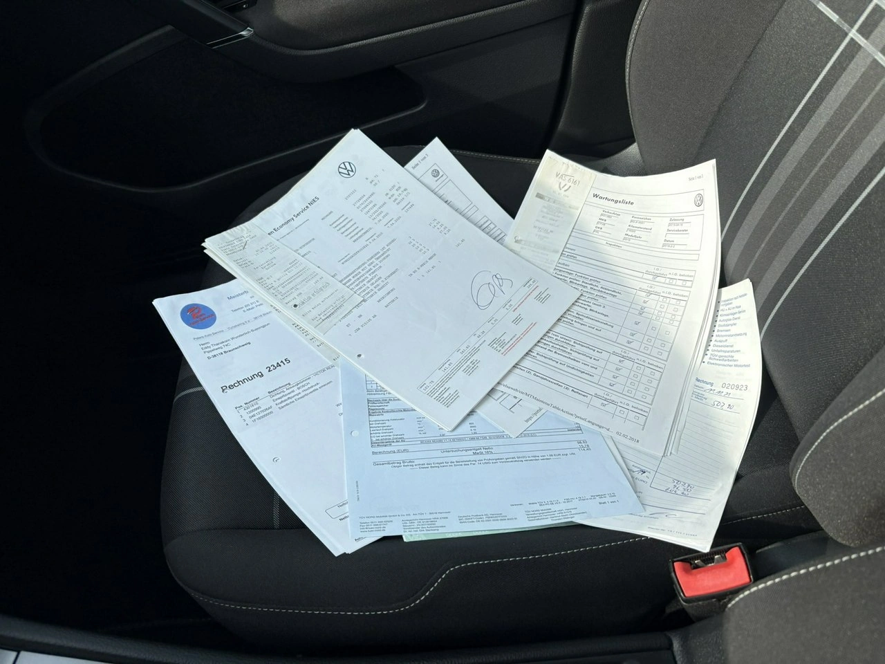 Volkswagen Golf - Zdjęcie 35