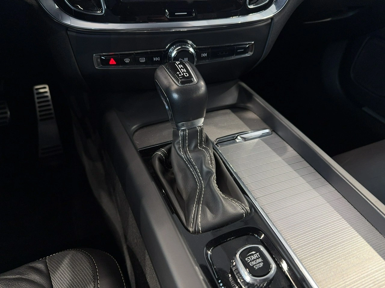 Volvo S60 - Zdjęcie 33