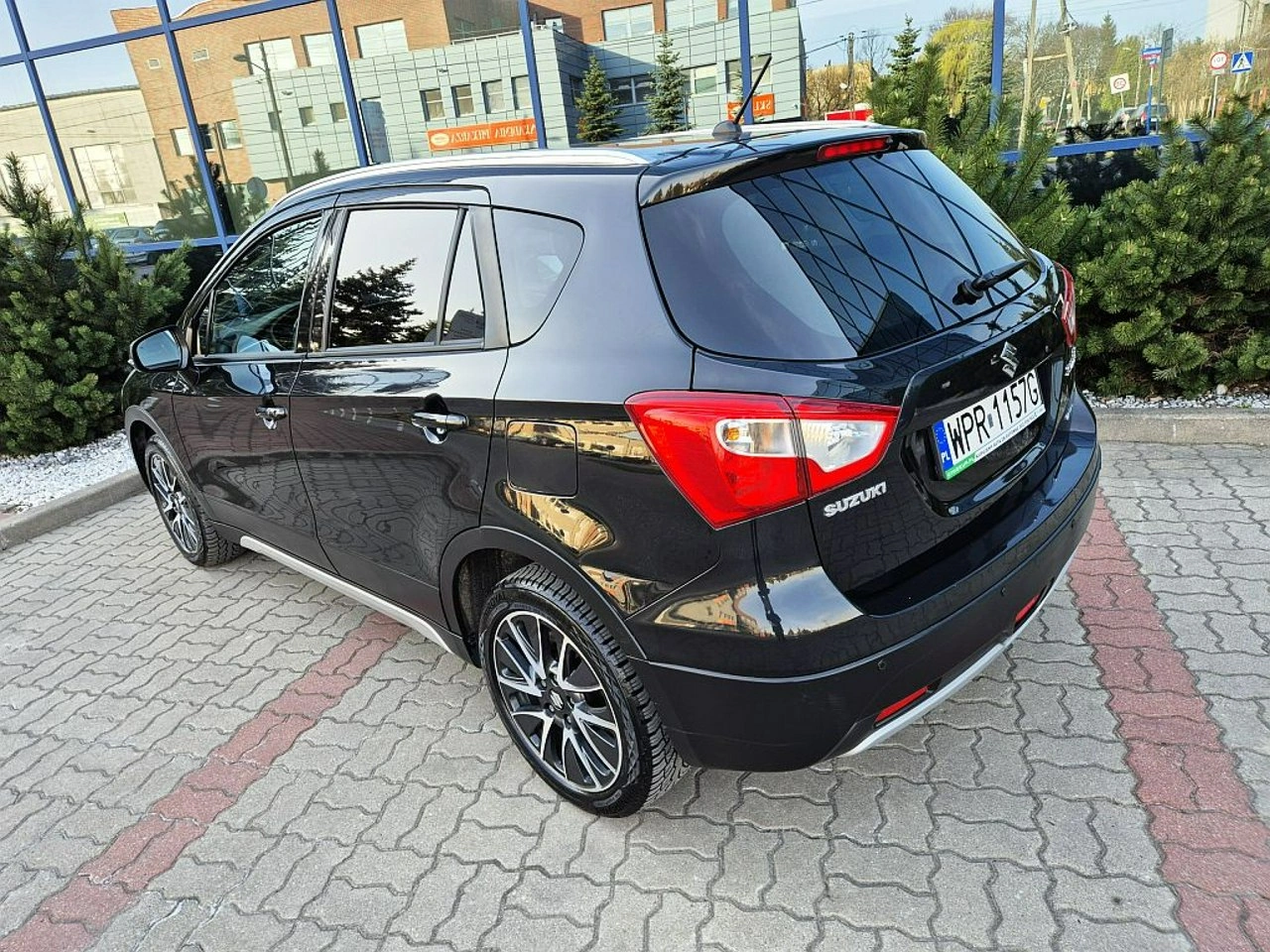 Suzuki SX4 S-Cross - Zdjęcie 23