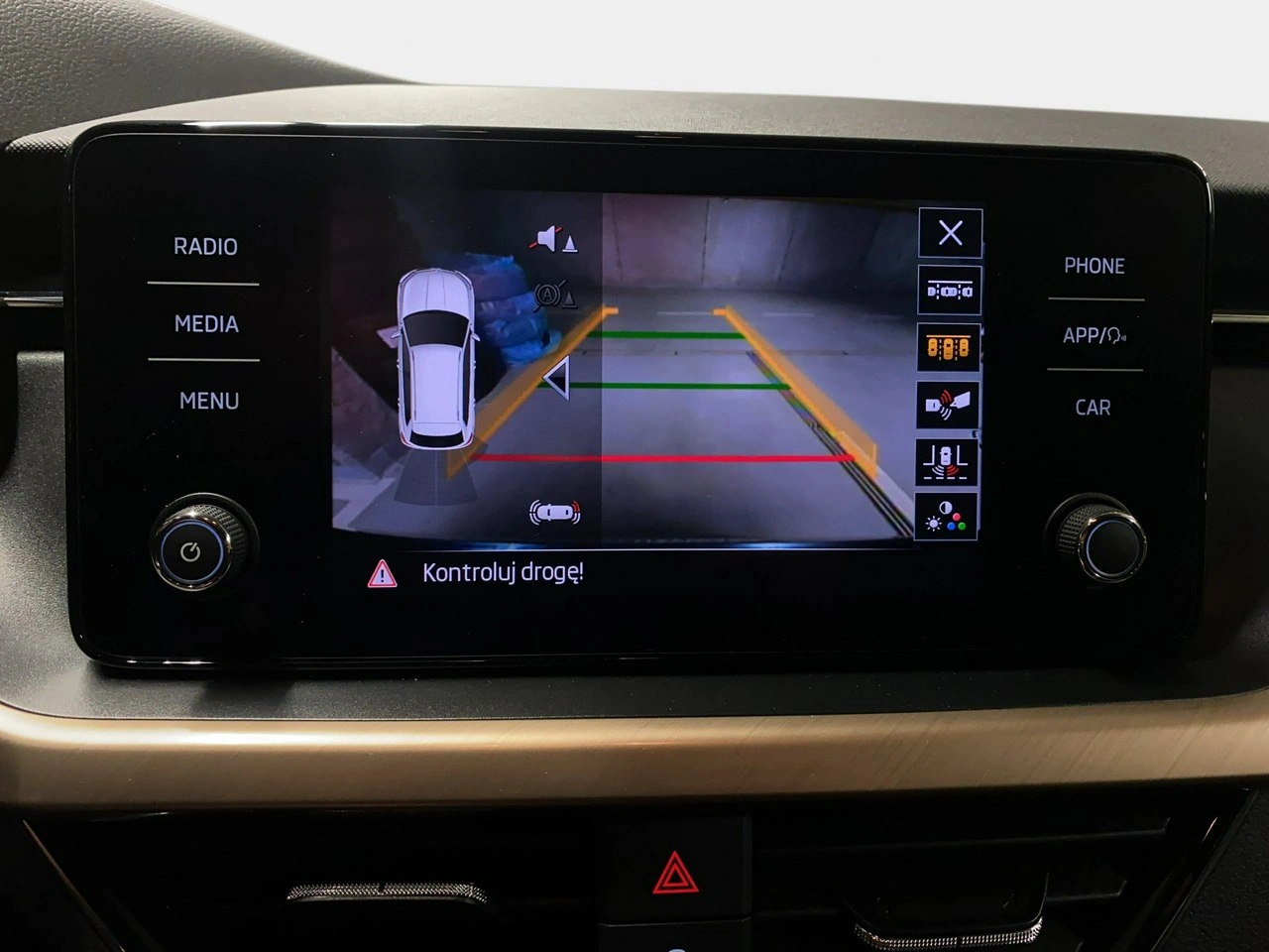 Skoda Kamiq - Zdjęcie 23