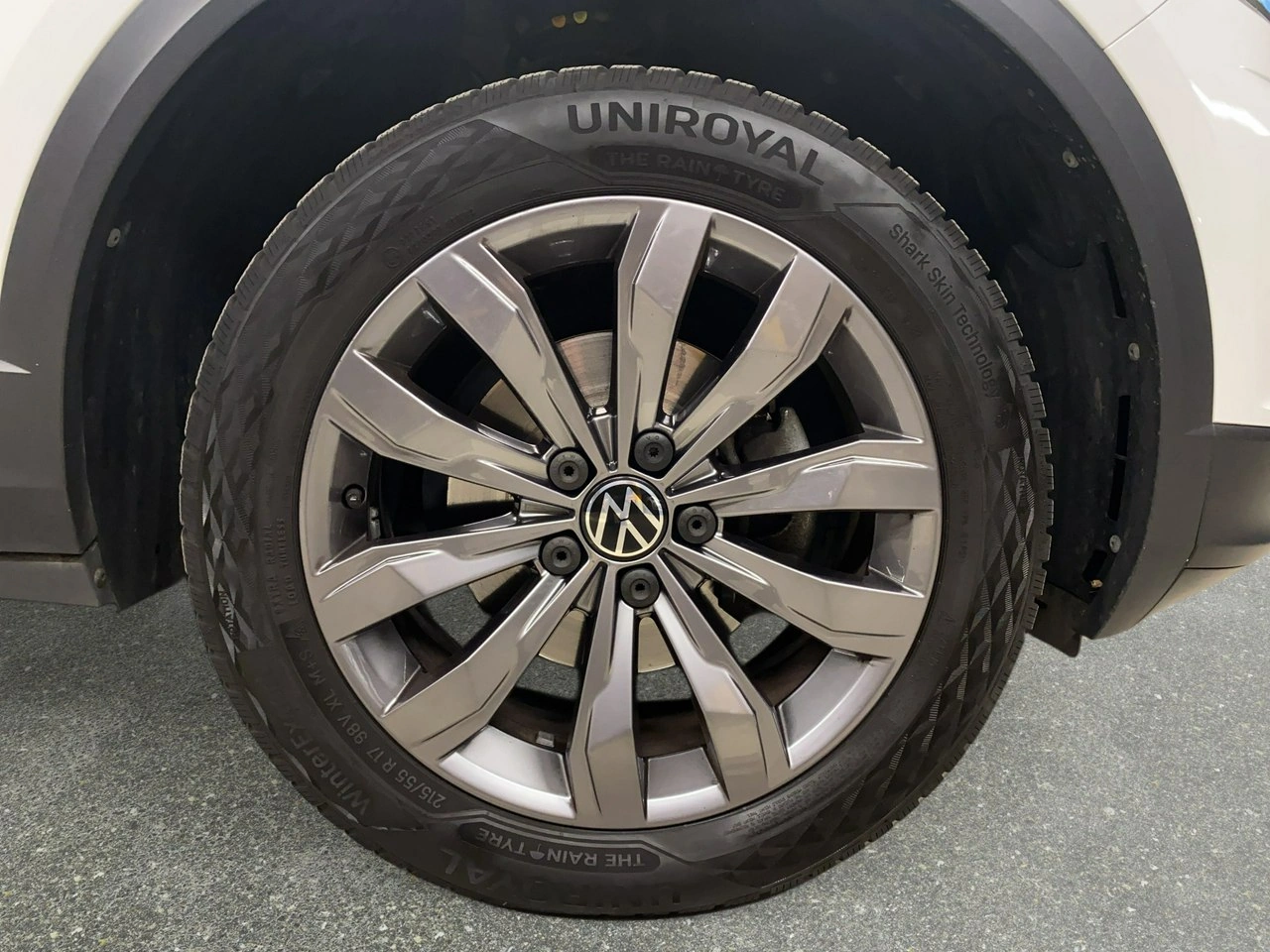 Volkswagen T-Roc - Zdjęcie 9