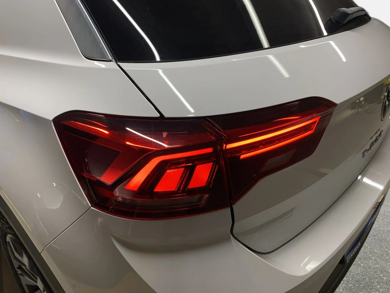 Volkswagen T-Roc - Zdjęcie 10