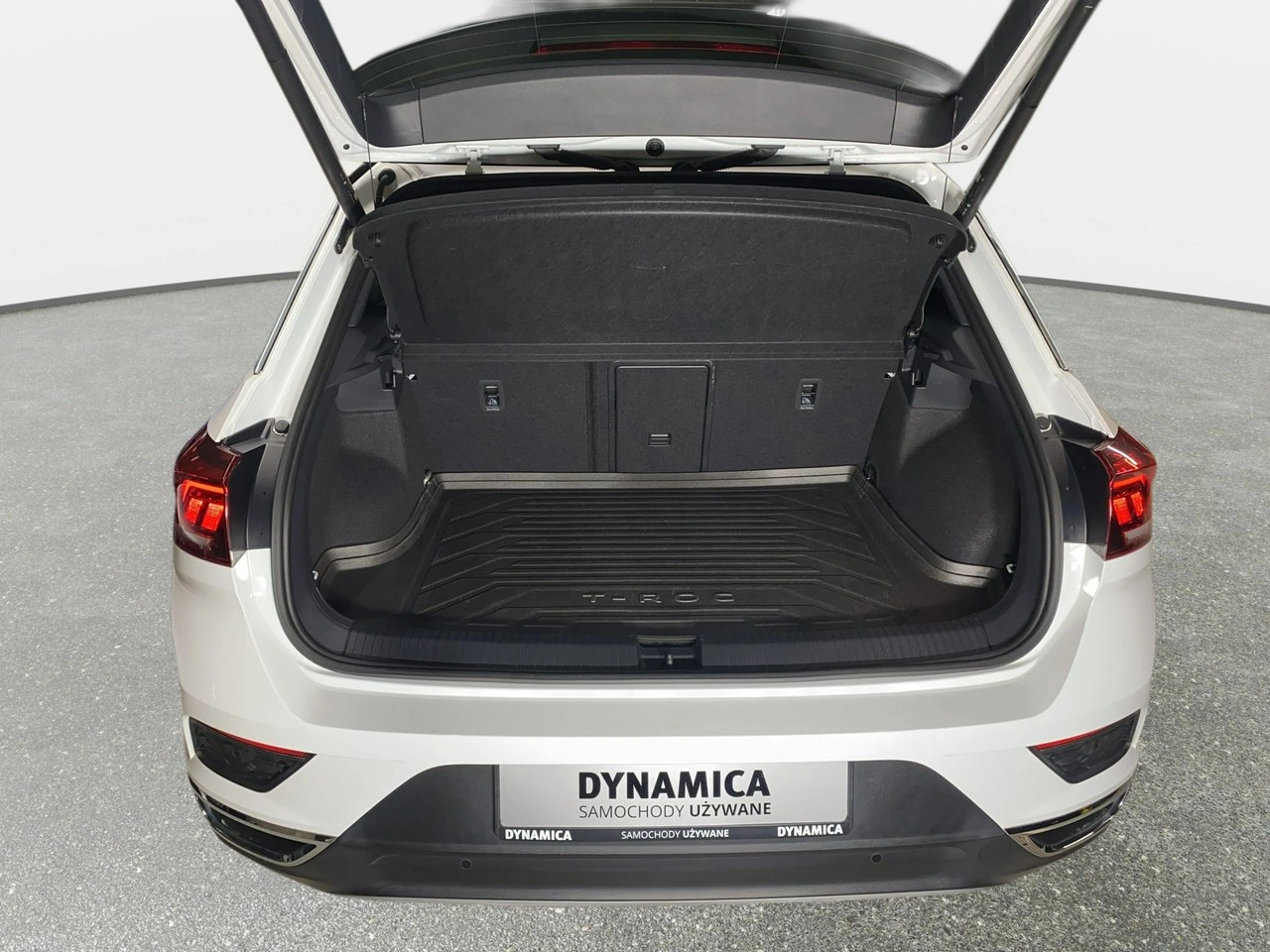 Volkswagen T-Roc - Zdjęcie 14