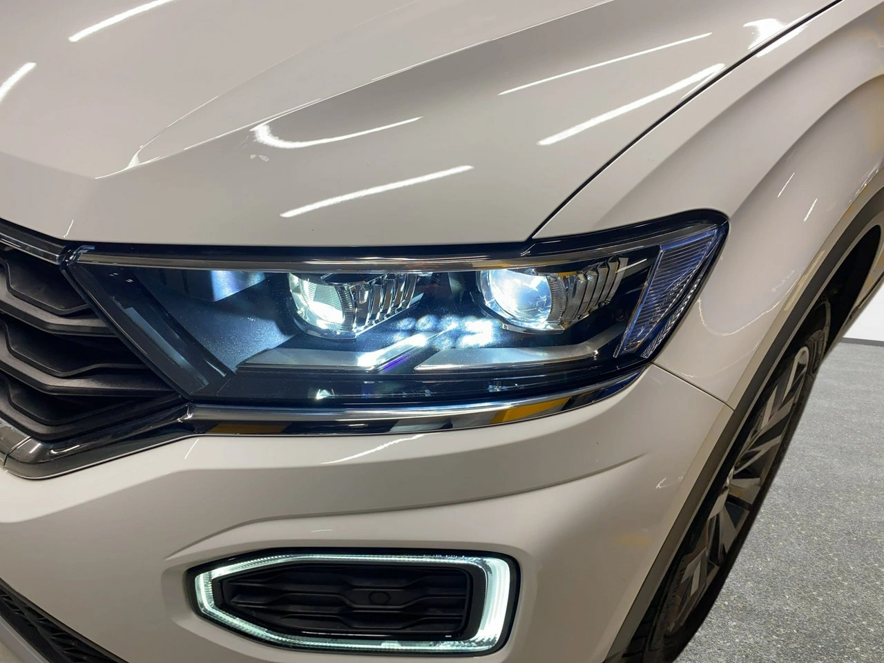 Volkswagen T-Roc - Zdjęcie 8