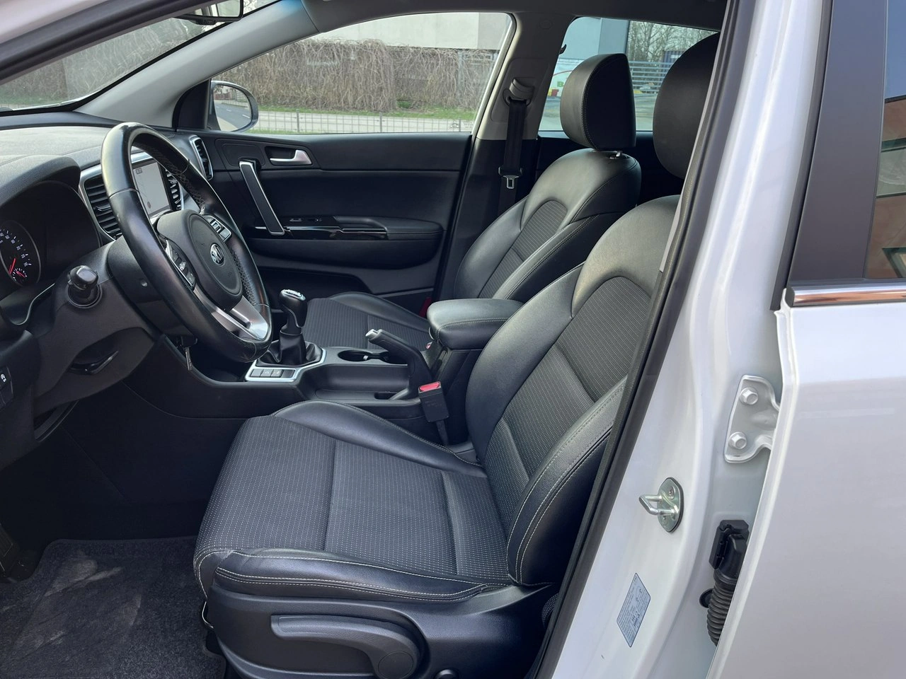 Kia Sportage - Zdjęcie 22