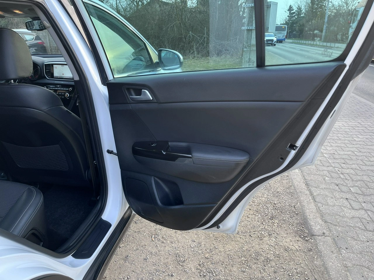 Kia Sportage - Zdjęcie 27