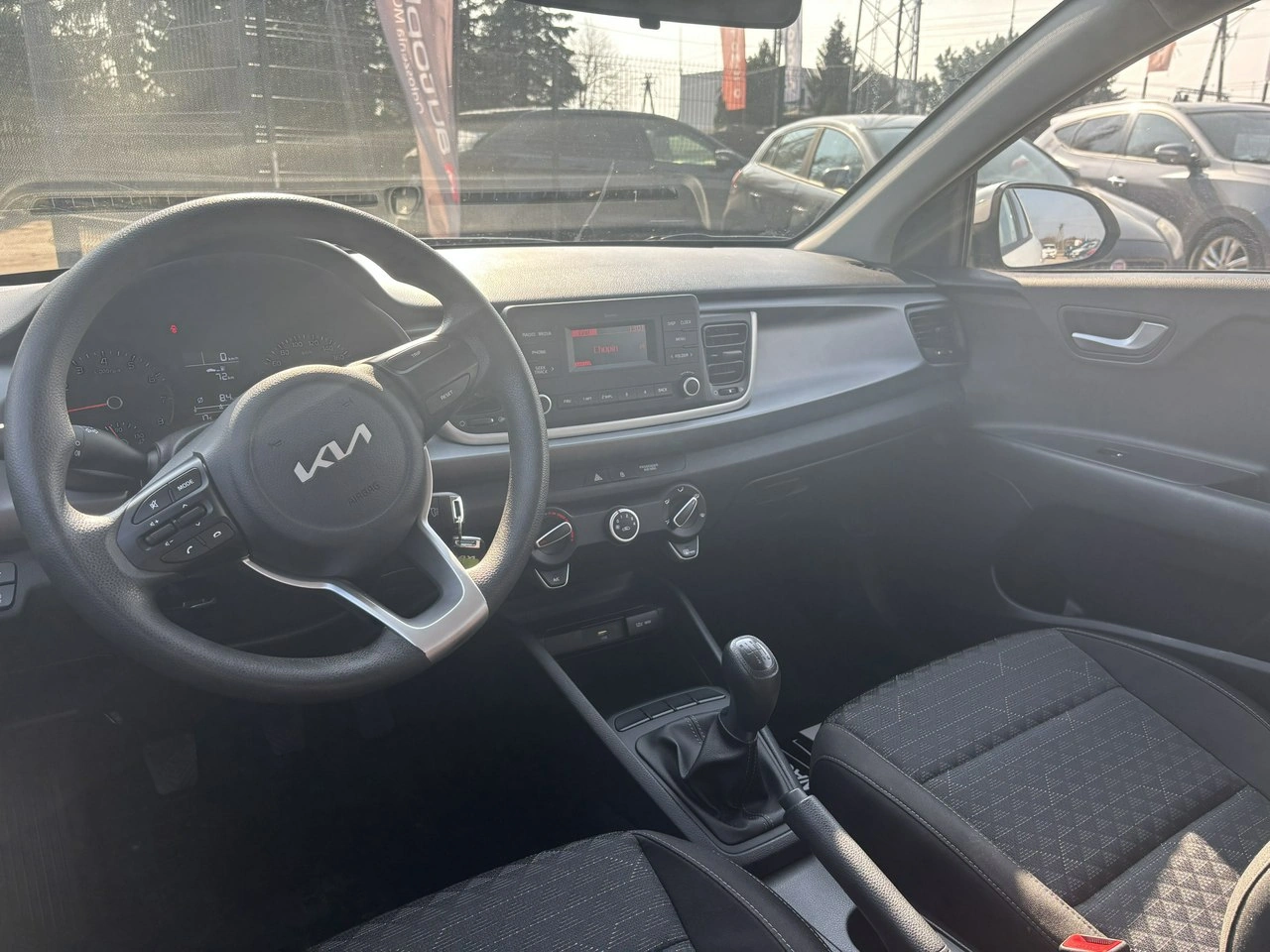 Kia Rio - Zdjęcie 18