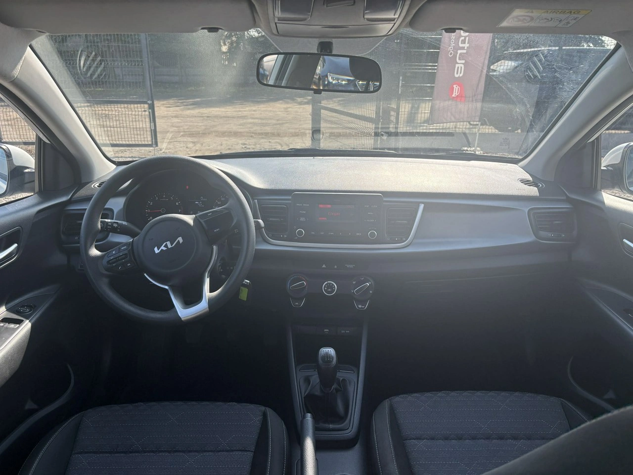 Kia Rio - Zdjęcie 19