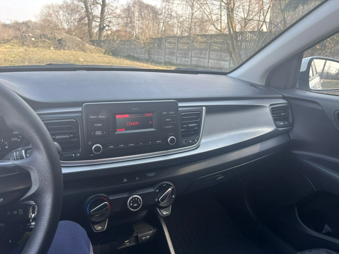 Kia Rio - Zdjęcie 22