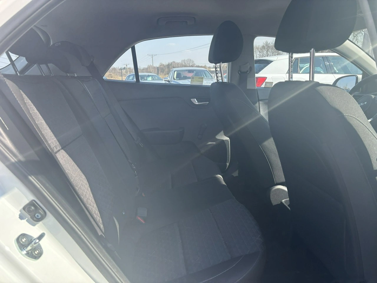 Kia Rio - Zdjęcie 31