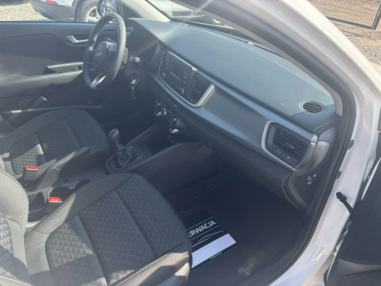 Kia Rio - Zdjęcie 33