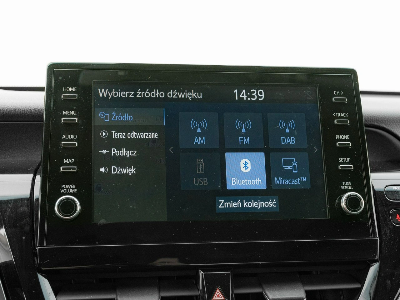 Toyota Camry - Zdjęcie 19