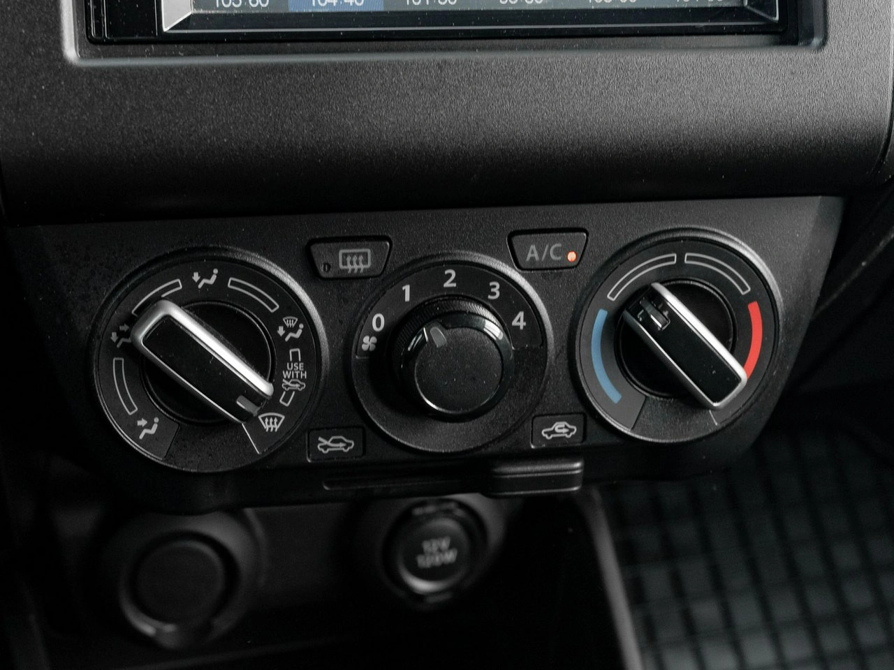 Suzuki Swift - Zdjęcie 16