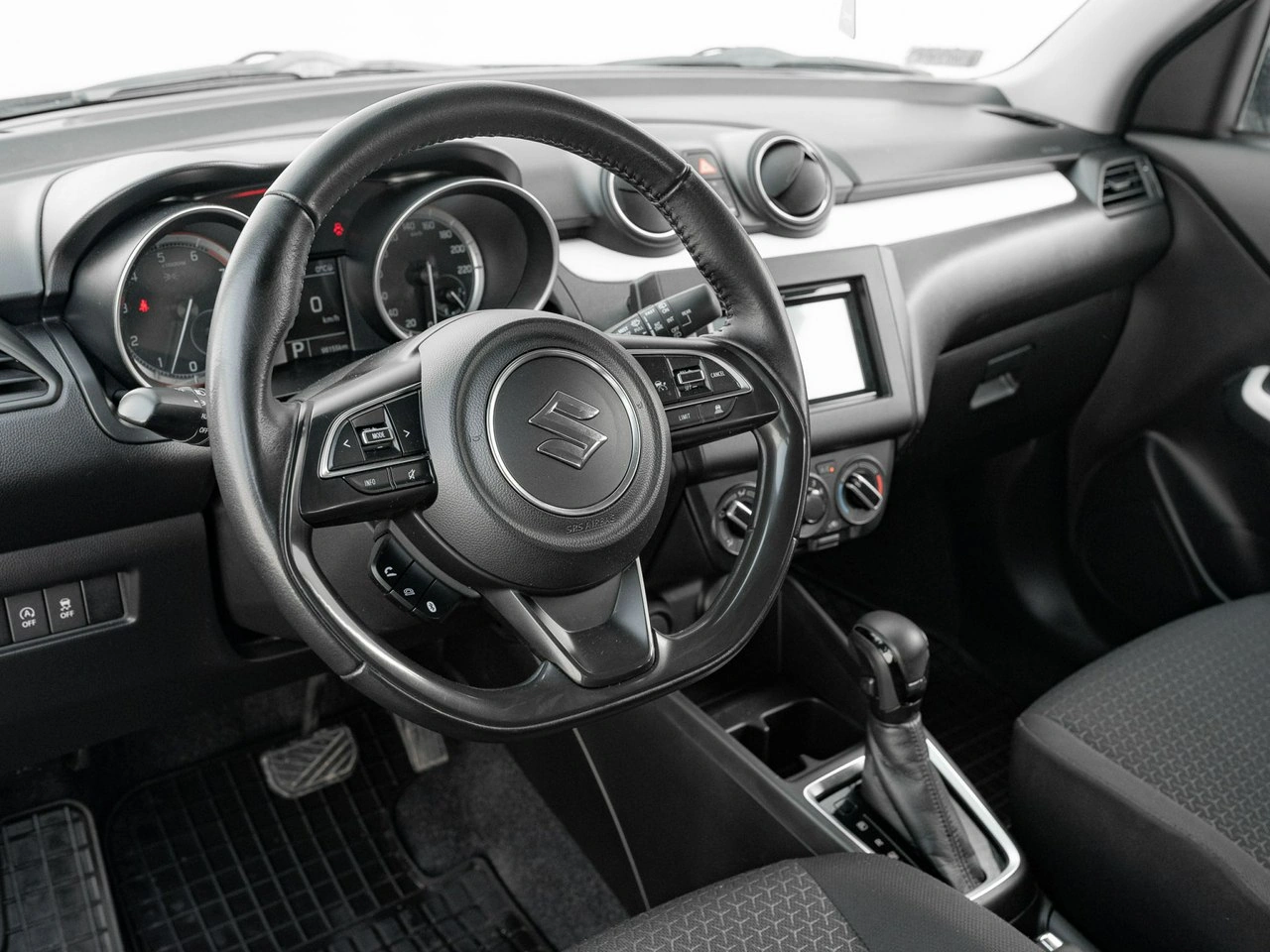 Suzuki Swift - Zdjęcie 5