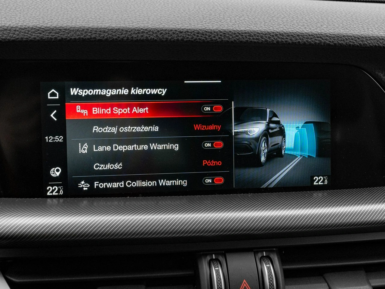 Alfa Romeo Stelvio - Zdjęcie 22