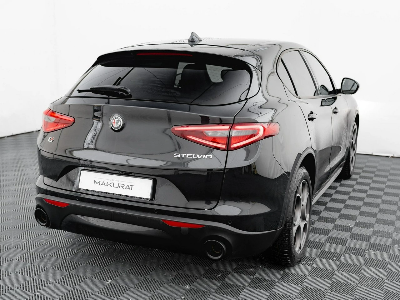 Alfa Romeo Stelvio - Zdjęcie 4