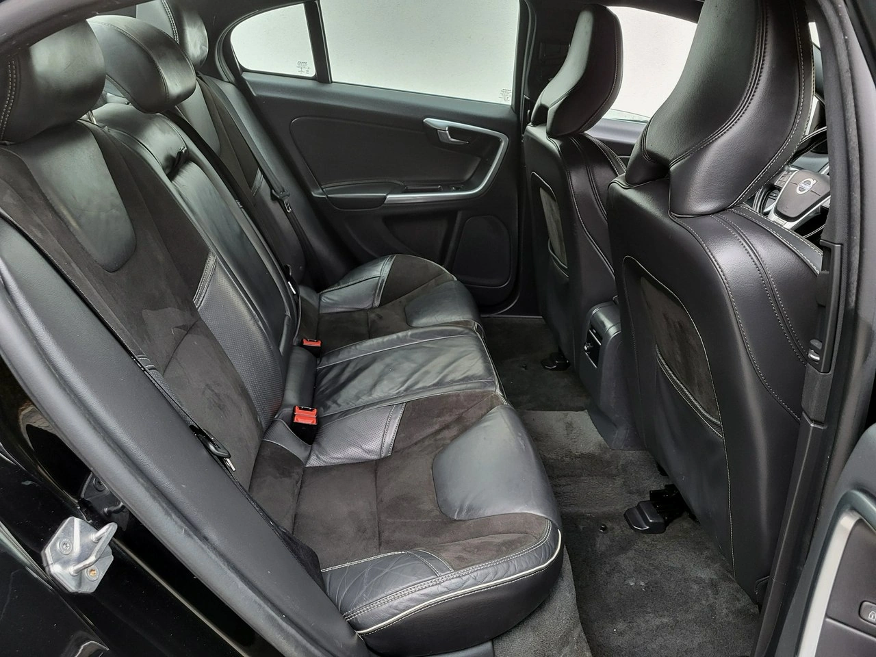 Volvo S60 - Zdjęcie 14