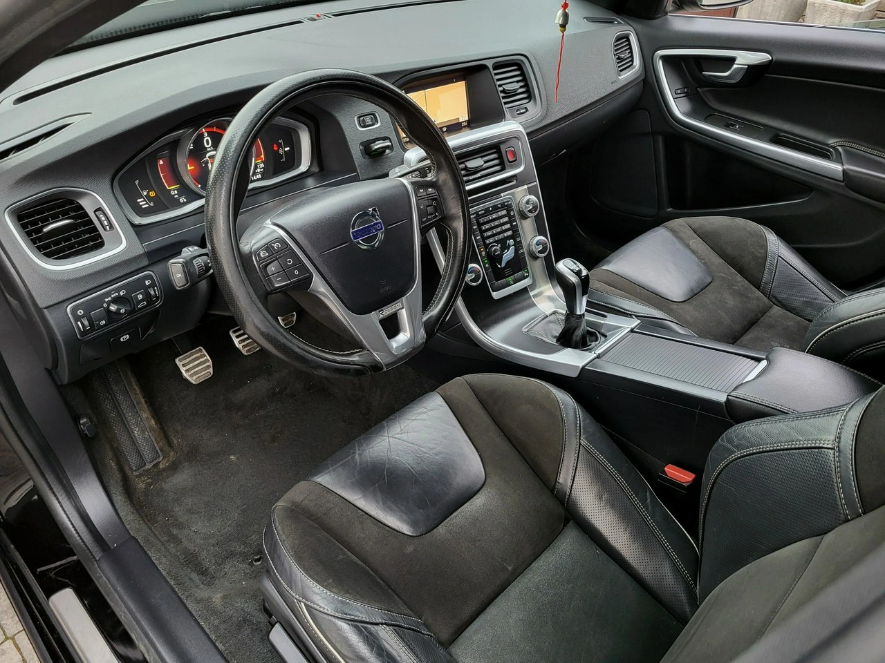 Volvo S60 - Zdjęcie 8