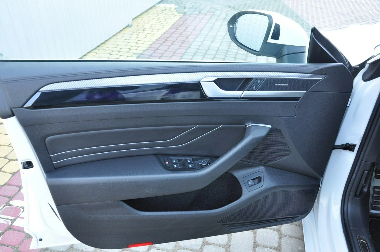 Volkswagen Arteon - Zdjęcie 10