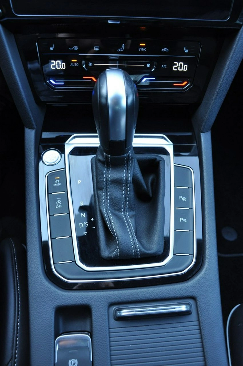 Volkswagen Arteon - Zdjęcie 29