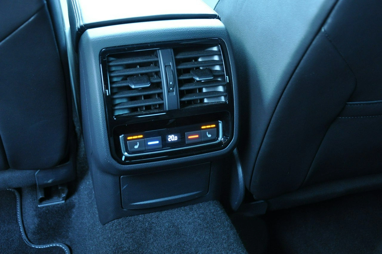 Volkswagen Arteon - Zdjęcie 31