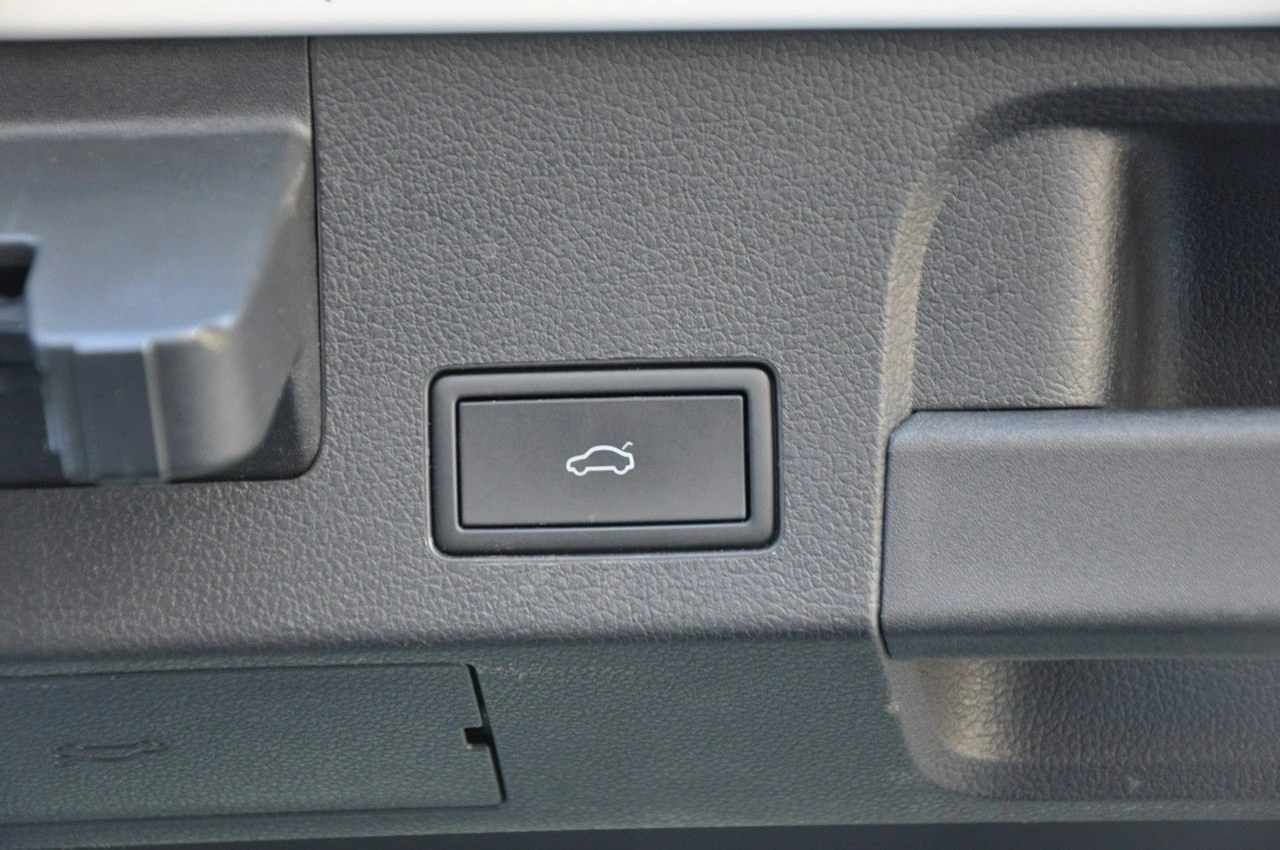 Volkswagen Arteon - Zdjęcie 38