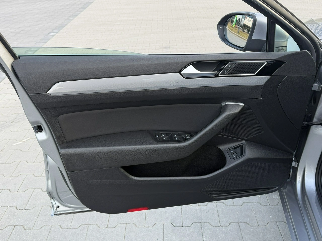 Volkswagen Passat - Zdjęcie 14