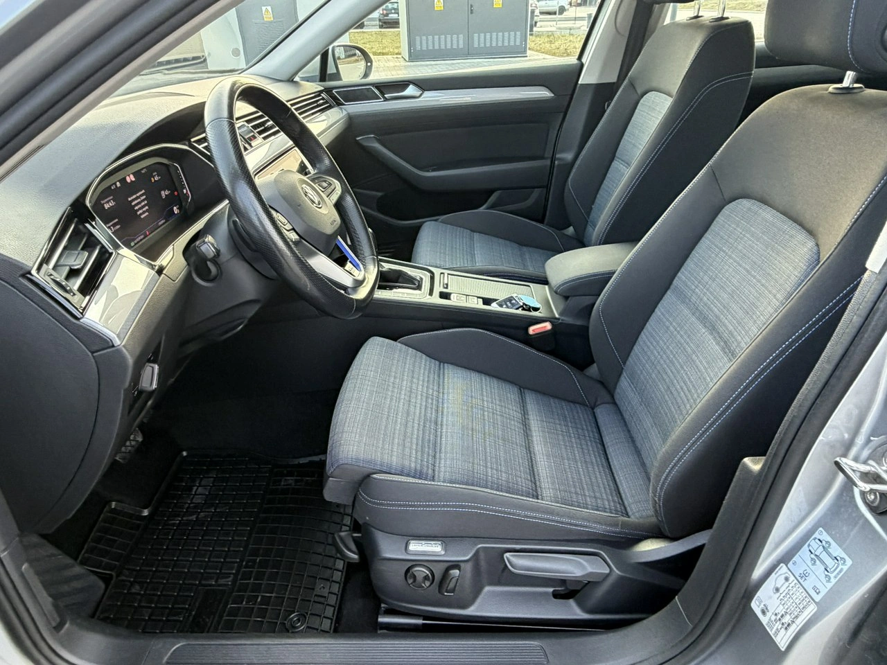 Volkswagen Passat - Zdjęcie 16