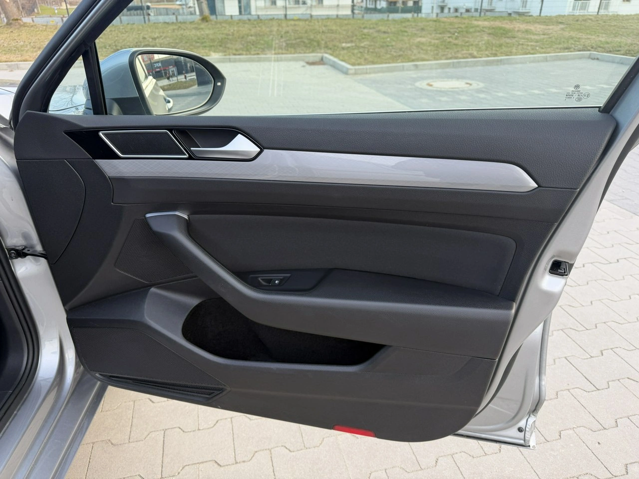 Volkswagen Passat - Zdjęcie 34