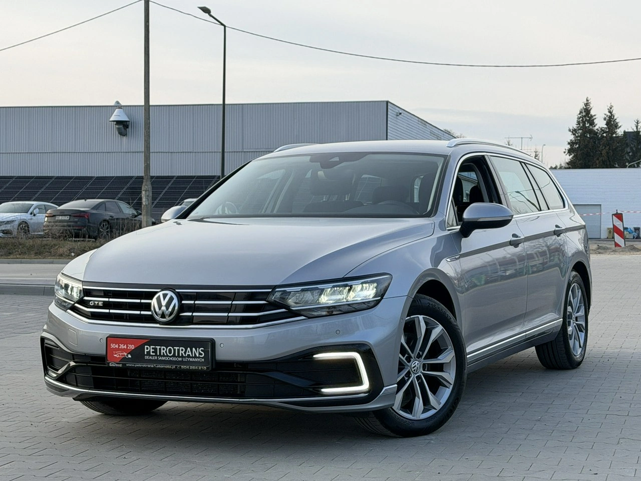 Volkswagen Passat - Zdjęcie 1