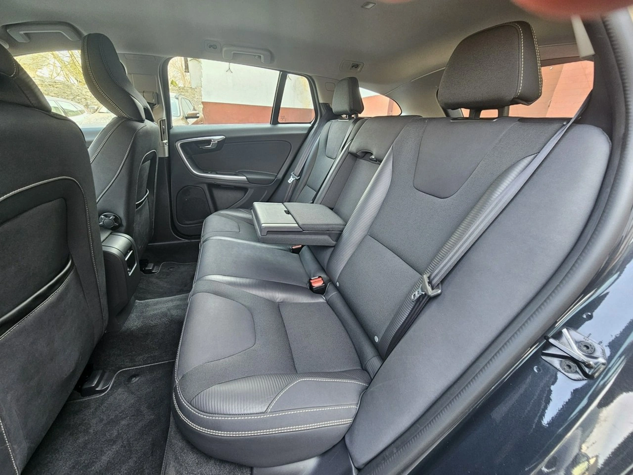 Volvo V60 - Zdjęcie 13